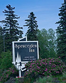 Spruceglen Inn Гран Маре Екстериор снимка