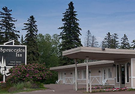 Spruceglen Inn Гран Маре Екстериор снимка