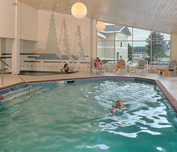 Spruceglen Inn Гран Маре Екстериор снимка